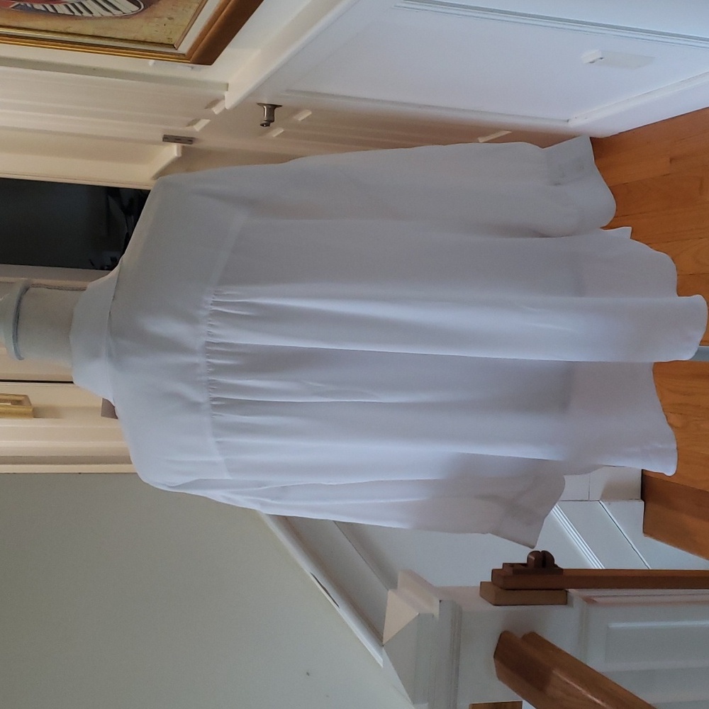 NYDJ. WHITE BLOUSE NWT
